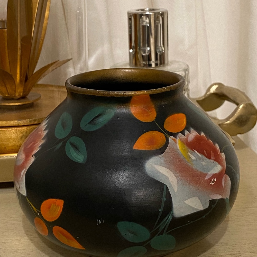 Vintage Brentleigh hand painted vase - Picture 2 of 7